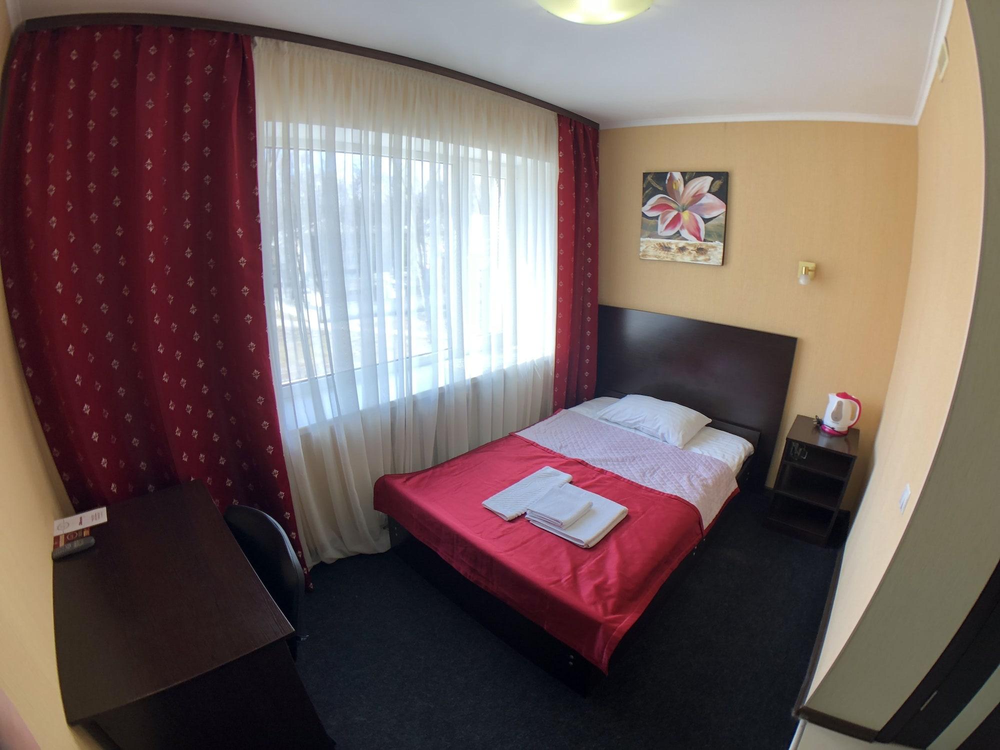 Hotel Nivki Kyiv Exterior photo