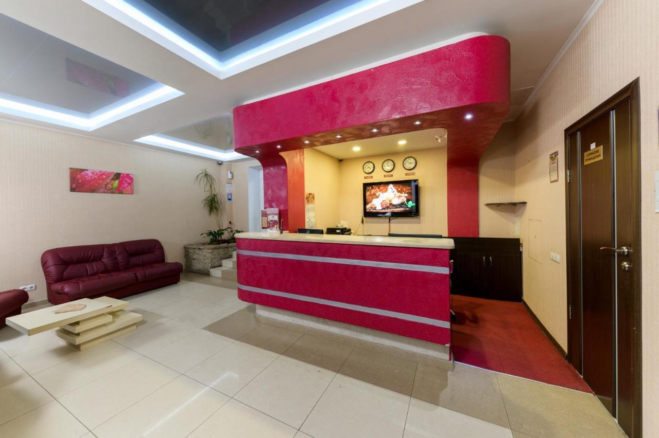 Hotel Nivki Kyiv Exterior photo